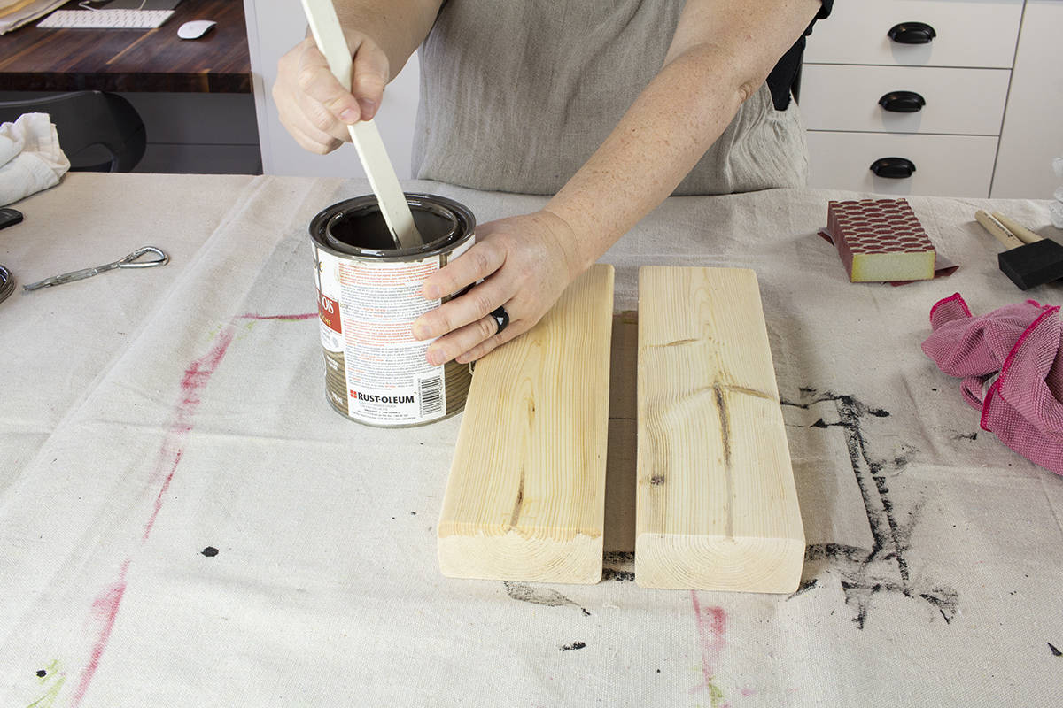 How to Apply Pre-Stain Wood Conditioner